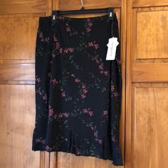 Nwt Vintage Notations Woman Vintage Black Skirt With Pink And Coral All Over Subtle Floral Print With Gorgeous Lace Detail Inlets At The Ruffle Bottom. Size 2x. 26 Inches Long. Waist 18.5 Inches Across Laying Flat. 95% Nylon 5% Spandex. Brand New No Flaws From A Smoke Free Home. Price Is Firm. Gorgeous Spring Or Summer Skirt! Black Floral Skirt, Boho Lifestyle, College Fits, Future Wardrobe, Church Decor, Summer Skirts, Ruffle Skirt, Black Skirt, Lace Detail