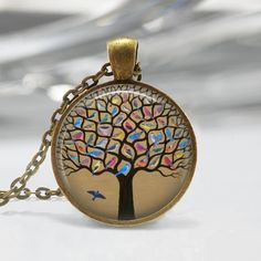 Tree of Life Necklace Bird Jewelry Nature Art Pendant with Link Chain Included Vintage Circle Necklace For Gifting, Vintage Circle Necklace For Gifts, Artistic Glass Jewelry Nickel-free, Artistic Personalized Round Pendant Necklace, Artistic Personalized Necklace, Artistic Personalized Round Necklace, Artistic Round Glass Jewelry, Artistic Nickel-free Necklace For Gifts, Artistic Bronze Jewelry Gift