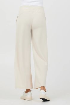 Cloud Fleece Flare Pant Indulge in ultimate comfort with the Cloud Fleece Flare Pant. Crafted with an elastic waistband and front pockets, these pants provide both style and convenience. The wide leg design adds a touch of sophistication to elevate your loungewear game. Unwind in luxury with these must-have pants. Elegant Wide-leg Sweatpants With Elastic Waistband, Elegant Wide Leg Sweatpants, Soft Texture Wide Leg Bottoms, Wide Leg Bottoms With Soft Texture, Elegant Wide Leg Lounge Pants With Pull-on Style, Loosely Fitted Full Length Pants With Ribbed Waistband, Solid Color Long Bottoms With Soft Texture, Solid Color Long Pants With Soft Texture, Relaxed Fit Wide Leg Pants With Soft Texture