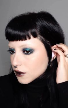 Goth Makeup Masculine, Vintage Goth Makeup, Whimsy Goth Makeup, New Wave Makeup, Punk Makeup Looks, Dark Blue Makeup, Concert Makeup, Makeup Drawing