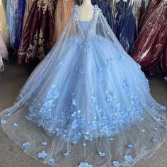 Light Blue Quinceanera Dresses, Quinceanera Themes Dresses, Blue Ball Gown, Chic Prom Dresses, Quinceñera Dresses, Blue Quince, Quinceanera Dresses Pink, Quinceanera Dresses Blue, Robes D'occasion