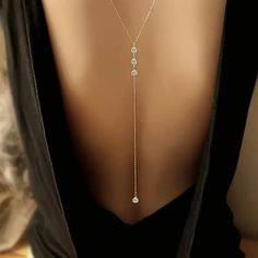 Gold Back Jewelry, Back Chain Jewelry, Backless Accessories, Cleavage Necklace, Back Necklace Wedding, Backless Prom Dress, Body Necklace Chain, Gold Body Chain, Body Necklace