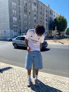 Guy Fashion Summer, Baggy Jorts Outfit Idea Men, Black Jorts Outfit Men, Jorts Outfit Idea Men, Summer Fits Men, Madrid Outfits, Summer Outfits Men Streetwear, Smart Casual Menswear