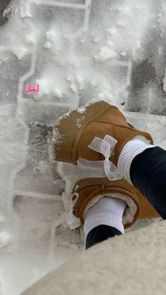 Cute Uggs Aesthetic, Uggs With Bows On The Back, Uggs Outfit Fall, Snow Fireplace, Uggs Aesthetic, Fireplace Aesthetic, Ugg Bow, Nature Clothing, Bow Uggs