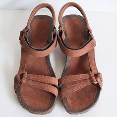 Very Nice Teva Brick Brown Sandals. Adjustable Velcro Strap. Marked Size Us 8.5, Please See Insole Measurement In Photo. (They Were Supposed To Be My Size, Sniff, Sniff !!) New, No Box. I Am Selling My Small Size Clothes And Shoes, Jewelry And Other Goodies, Vintage Or Contemporary, Please Check Them Out. Thank You ! Need A Poshmark Account ? Use Invite/Referral Code Makeanoffernow And Get 10$ Posh Credit When You Join, Good Toward Any Purchase On Poshmark. Teva Sandals, Teva Shoes, Clothes And Shoes, Brown Sandals, Velcro Straps, Women's Shoes Sandals, Leather Sandals, Shoes Jewelry, Shoes Sandals