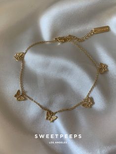 Dainty Butterfly Charm Anklet – SP Inc. Dainty Butterfly, Neck Pieces Jewelry, Charm Anklet, Jewelry Accessories Ideas, Butterfly Bracelet, Jewelry Lookbook, Handmade Wire Jewelry, Fancy Jewelry, Butterfly Charm