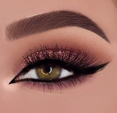 Nice Makeup, Eye Makeup Images, Fav Products, Makeup Images, Magical Makeup, Birthday Makeup, Cat Eye Makeup, Edgy Makeup