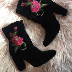 Floral Embroidered Ankle Boot Spring Floral Embroidered Closed Toe Boots, Spring Floral Embroidery Closed Toe Boots, Black Boots With Floral Embroidery For Fall, Black Floral Embroidery Boots For Fall, Casual Black Embroidered Boots, Spring High Heel Boots With Floral Embroidery, Embroidered Summer Party Boots, Embroidered Closed Toe Party Boots, Embroidered High Heel Boots For Spring