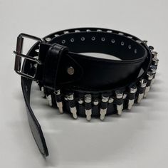 Y2k 2000s Bullet Studded Black Belt These Belts Are Unisex :)! Beautiful Design 1.5 W 43l Brand New Bundle Bundle Bundle For Free Ship :) Shipping:$5 2000s Belts Y2k, Studded Belts, Accessories Y2k, Black Bullet, New Y2k, Alt Clothes, Grunge Vintage, Studded Belt, Y2k 2000s