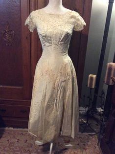 1980 Dress, Patina Metal, Shower Outfits, Bridal Shower Outfit, Lace Neck, Ecru Color, Ivory Bridal, Amazing Lace, Neck Line