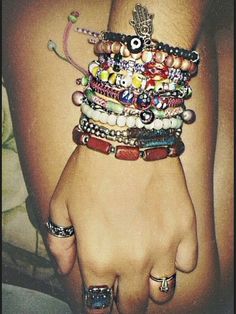 Vintage Foto's, Hippie Life, Hippie Bracelets, Up Tattoos, Hippie Jewelry