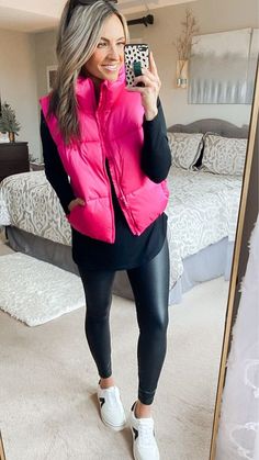 Friday Football Outfit, Nice Dinner Outfit Winter Classy, Hot Pink Vest Outfit, Casual Faux Leather Leggings Outfit, Pink Puffer Vest Outfit, Style A Puffer Vest, Dinner Outfit Winter Classy, Pink Vest Outfit, Outfit Puffer Vest