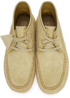 High-top suede desert boots in beige. Round moc toe. Tonal lace-up closure. Raw edge at tongue. Tonal Forest Stewardship Council®-certified crepe rubber sole. Supplier color: Maple Clarks Originals, Original Clothes, Desert Boots, Raw Edge, Luxury Streetwear, Caravan, Moccasins, High Top, High Tops