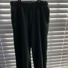 Almost Never Worn Olive Green Brandy Melville Sweatpants! Perfect Condition!!! Green Sweatpants With Elastic Waistband For Fall, Green Fall Loungewear Bottoms, Green Cotton Sweatpants For Fall, Green Wide-leg Loungewear Pants, Green Pull-on Pants For Loungewear, Green Straight Leg Sweatpants For Fall, Green Wide Leg Pants For Loungewear In Fall, Green Wide Leg Pants For Fall Loungewear, Green Wide Leg Pants For Loungewear