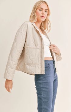 A must-have quilted jacket, oversized fit to hug all the right places. We love how versatile this one is and we know you'll love it as much as we do! 96% Polyester 4% Spandex True to size Care Instructions: Cold hand wash or gentle machine wash. Wash with like colors. Dry flat out of direct sunlight or hang dry. Do not tumble dry. Do not bleach. Quilted Jacket Outfit, Quilted Puffer Jacket, Style Gift, Quilted Jacket, Puffer Jacket, Uganda, Shoe Brands, Snap Button, Oversized Fits