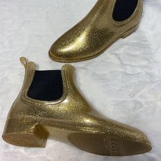 Unbranded Smooth Rubber Silver Or Gold Both Are Size 7 No Boxes! No Marks. Never Worn. Casual Glitter Party Boots, Casual Glitter Boots For Party, Gold Casual Boots For Party, Casual Gold Boots For Party, Ultra Mini Uggs, Polka Dot Rain Boots, Winter Boots Women Waterproof, Womens Hunter Boots, Black Flat Boots