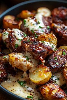 mississippi mud potatoes Double Baked Potato Casserole, Southern Fried Potatoes And Onions, Holiday Potatoes Recipes, Country Potatoes Recipe, Dietary Recipes, Mississippi Mud Potatoes, Canned Potatoes, Southern Comfort Food, Cheesy Potato Casserole