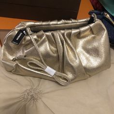 Super Cute Gold Bag. Large Clutch Purse, Formal Bag, Yellow Clutch, Gold Handbag, Boho Clutch, Tan Handbags, Large Clutch, Gold Bag, Gold Handbags