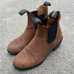 Selling My Blundstone Heeled Chelsea Boots Because I Opted For A Pair With Shorter Heels. Size Us 7 1/2 (Au 4 1/2) These Ones Are In Great Condition And Perfect For Either Dressing Up Or Down. Very Little Wear On The Sole Or Leather, Just One Season. Let Me Know If You Have Any Questions! Classic Boots With Heel Tab And Round Toe, Classic Round Toe Boots With Heel Tab, Classic Boots With Heel Tab And Closed Toe, Classic Closed Toe Boots With Heel Tab, Classic Closed Toe Boots With Heel Pull Tab, Classic Almond Toe Walking Boots, Blundstone Shoes, Heeled Chelsea Boots, Short Heels