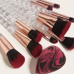 11 piece complete professional Mink Makeup Brush set And A Free Blending Sponge - For a limited time (while supplies last) 100% Vegan, Hypoallergenic and excellent for all skin types. Great for the professional makeup artist or for the one who’s learning either way, this set will not disappoint. You will receive exactly as show with each professional brush having its own special job to do, you will be able to slay the runway or a night out on the town with the girls with ease! Soon enough, you w Blending Makeup, Makeup Brush Sets, Makeup Blending, Makeup Sponges, Blending Sponge, Gift Makeup, Makeup Brush Set Professional, Brush Sets, Professional Gifts