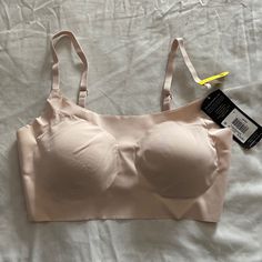 Beige Bra No Wire Soft Never Been Worn New With Tags Maidenform Bras, Comfortable Bra, Aerie Bras, Comfy Bra, Red Bra, Printed Bras, Coral Lace, Comfortable Bras, Lululemon Sports Bra