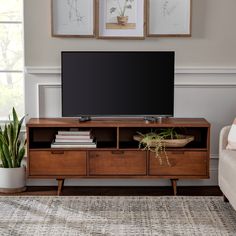 Ivy 3-Drawer Solid Wood TV Console Living Room Walker Edison Walnut Tv Stands Ideas, Tv Stand Mid Century, 1930 Bungalow, Tv Stand Decor Living Room, Mid Century Modern Tv Stand, Wood Tv Console, Tv Stand Decor, Living Tv, Wood Tv Stand