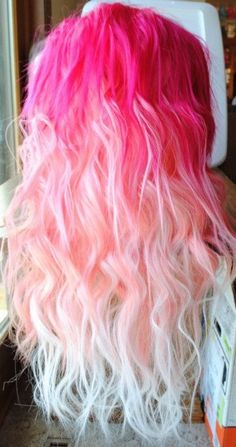 Rambut Brunette, Pink Ombre Hair, Scene Girl, Ombré Hair, Pastel Hair, Rainbow Hair, Hair Envy, Grunge Hair