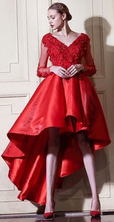 red high low dress that unique High Low Wedding Dress With Sleeves, High Low Wedding Dresses, Red High Low Dress, Long Back Dress, Wedding Dress With Long Sleeves, Frocks And Gowns, Wedding Dresses High Low, Short Frock, High Low Gown