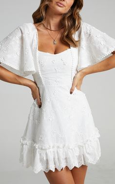 Fancy A Spritz Dress in White Embroidery | Showpo College Grad Dresses, Graduation Dress College, Confirmation Dresses, Grad Outfits, White Dresses Graduation, Cute White Dress, Quoi Porter, Square Neck Dress, Picture Outfits