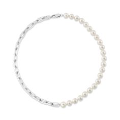 This beautiful, half chic, half trendy, pearl necklace will make a beautiful and unique addition to your collection of pearl jewelry. This necklace is made with half 7mm white freshwater pearls and half Yellow Gold or White gold plated chain. 
Our Freshwater pearl necklace is sure to elevate your look while instantly providing an irresistible touch of refined glam. Pearl Trend, Single Pearl Necklace, Pearl Chain Necklace, Mother Of Pearl Jewelry, Pearl Jewelry Wedding, Buy Necklace, Pearl Necklaces, Pearl Choker Necklace, Freshwater Pearl Necklace