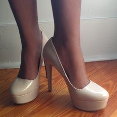 New Without Tag. 51/2in Heel. Nude. Size 9. Excellent Condition...Aside From 2 Faint Spots On Outer Heel Of Left Shoe. Unnoticeable. See Last 2 Pics. Fitted Platform High Heel Court Shoes, Fitted Platform Court Shoes With High Heel, Spring Court Shoes With Round Toe For Night Out, Fitted Platform Court Shoes With Round Toe, Spring Court Shoes For Night Out With Round Toe, Fitted Court Shoes With Round Toe For Night Out, Fitted Court Shoes For Night Out With Round Toe, Fitted Beige High Heel Court Shoes, Beige Fitted Court Shoes For Party