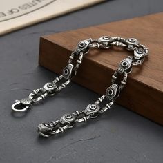 Brand New Men's White Gold Chain Link Bracelet Genuine 14k White Gold Plated Sterling Silver Length - 8" (Most Common Men's Size) Retail Price $350 Buy With Confidence From A Trusted Seller With A 99%+ Feedback Rating! A0763 (Id-1801-) Mens Chain, Silver Chain For Men, White Gold Chain, White Gold Chains, Mens Accessories Jewelry, Sterling Silver Mens, 925 Silver Jewelry, Chains For Men, Silver Man