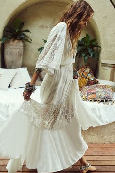 Pleated Splicing Lace Beach Cover Up Maxi Dress Hippie Elegante, Bohemian Schick, Moda Hippie, Boho Chique, Boho Mode, Estilo Hippy, Mode Hippie, Bohemian Mode, Estilo Hippie