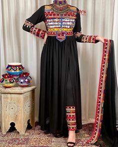 Afghan tradational dress for wedding ,eid, and party Afghan Culture, Afghani Dress, Pakistani Party Wear Dresses, Afghani Clothes, Chic Evening Dress, Velvet Dress Designs, Gowns Dresses Elegant, Afghan Fashion, Afghan Clothes