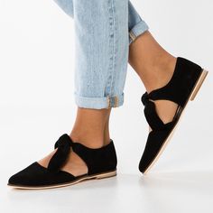 Discover effortless style with our Black Closed Toe Cutout Lace-Up Flats for Women. These chic flats blend comfort and trendiness, featuring a closed toe, cutout design, and lace-up detailing. Perfect for casual outings or adding a touch of flair to your everyday look. Handcrafted US sizing. Fits true to size. Classic black hue for versatile and easy styling. Closed toe design for comfort and a polished appearance. Cutout detailing adds a modern and breathable element. Lace-up closure allows for a customized and secure fit. Elegant Shoes Flat, Dorsay Heels, Prom Dress Shoes, Elegant Flats, Chic Flats, Comfy Flats, Flats For Women, Lace Up Flats, Bow Sandals