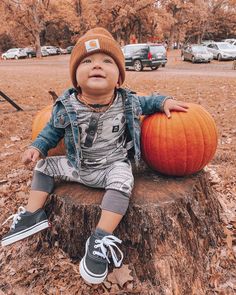 This Jack Skellington Rag makes for the cutest Halloween outfit! #tagyourrags Reposted from @nhibest1 Cute Halloween Outfits, Pregnant Baby, Clothes For Boys, Disney Clothes, Toddler Romper