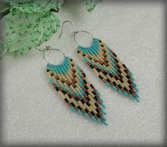 Fringe Hoop Earrings, Seed Beads Diy, Long Beaded Earrings, Beaded Earrings Native, Bead Diy, Beaded Earrings Diy, Native American Earrings, Boho Style Earrings, Seed Beading