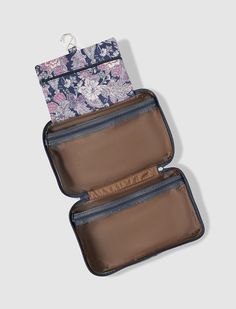 Our large fold out cosmetic bag is the perfect size for keeping all your cosmetics and toiletries. Cotton Coated fabric Fold out shape Top hook for hanging 11 long x 7 high x 4 inches wide.