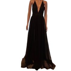 Beautiful Tulle Gown Worn Once Very Comfortable ! I’m A Size 4 And This Fit Nicely My Height Is 5’1 And This Drops To The Ground At 5’4 Length. Perfect To Wear Boots Or Heels With Bundle Discount Available Black Tulle Gown, Tulle Gown, Black Tulle, Dresses Black, Black Dress, Prom Dresses, Size 4, Prom, Womens Dresses