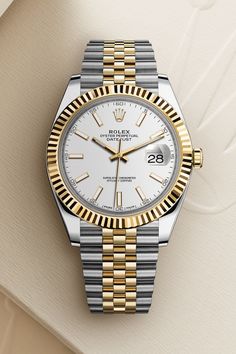 Rolex Daytona Black, Rolex Datejust Ii, Country Club Plaza, Rolex Watches Women, Silver Pocket Watch, Swiss Army Watches, Watches Rolex, Rolex Watches For Men, New Rolex