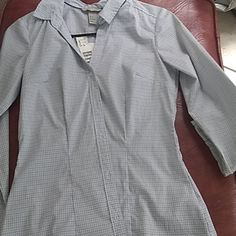 H&M Fitted Blouse Size 4 New With Tags Button-Down Cuffs H&m Button-up Blouse For Work, H&m Button-up Workwear Blouse, H&m Long Sleeve Shirt For Work, Classic H&m Blouse With Button Closure, H&m Long Sleeve Blouse With Buttons, H&m Collared Blouse For Work, H&m Button-up Tops For Workwear, H&m Long Sleeve Office Shirt, H&m Office Blouse With Button Closure