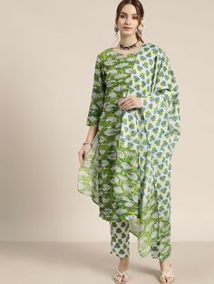 *Women Green & White Printed Kurta with Trousers & Dupatta Indian Salwar Kameez / Ethnic Clothing for Women / Bridesmaid Dress / Evening Dress / Indian Summer Wear Kurta Set Traditional Indian Wear / Ethnic Wear / Kurti Palazzo Set *Green and white ethnic printed Kurta with Trousers and Dupatta *Kurta design:- * Ethnic motifs printed *Straight shape * Regular style * Notched round neck *Three-quarter regular sleeves *Knee length with straight hem * Side slits *Viscose rayon fabric *Trousers desi Palazzo Kurta, Kurta Sets For Women, Kurti Palazzo Set, Womens Bridesmaid Dresses, Kurti Palazzo, Indian Salwar Kameez, Kurta Design, White Kurta, Palazzo Set