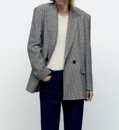 Trendy Fashion ZARA WOMEN NEW DOUBLE BREASTED HOUNDSTOOTH BLAZER ECRU BLACK 8750/112 XS M, Women's Coats Jackets Cut Blazer, Houndstooth Jacket, Zara Fashion, Houndstooth Blazer, Jacket Brands, Women's Coats & Jackets, Zara Women, Lapel Collar, Jacket Style