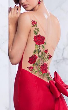 Dresses With Embroidery, Tarik Ediz Dresses, Peach Nectar, Fashion Fantasy, Tarik Ediz, Elegant Outfits, Red Dresses, Mermaid Dress