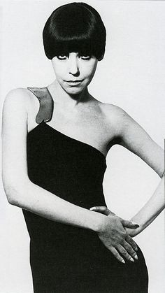 Peggy Moffit wearing Rudy Gernreich 1960's Mod Girl 60s, Nathalie Dumeix, 60s Icons, Sweet Charity, Fashion Decades, Point Cut