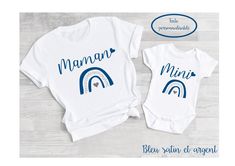 A pretty matching "mom" "mini" T-shirt to match. Beautiful photos in perspective. This duo is fully customizable. You can choose the color of the writing (2 colors among the classic colors of the color chart). This t-shirt is available in mom, dad, mini or the text of your choice by choosing the "other" option in the drop-down menu. The displayed price is for ONE t-shirt. So if you want several t-shirts you will have to choose the size as well as the desired text for each of the t-shirts. Materi Cute White T-shirt With Custom Name, Family Matching T-shirt With Custom Name As Gift, Matching Family Personalized T-shirts, Family Matching Custom Name T-shirt As A Gift, Personalized Matching T-shirts As Gifts, White Short Sleeve T-shirt With Custom Name, Custom Name T-shirt For Family Matching Gift, Custom Name Family Matching T-shirt, Family Matching Personalized Blue T-shirt