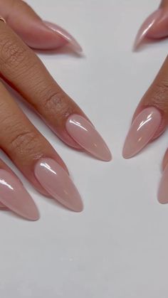 Pastel Nail Color Ideas, Almond Shaped French Nails, Nail 2024, Trending Nails, Makijaż Smokey Eye, Nail Swag, Nails 2023