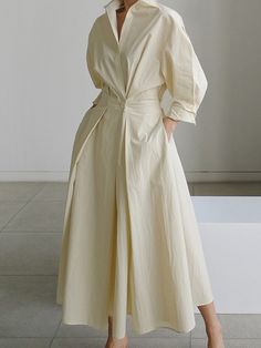 Long Sleeves Loose Pleated Solid Color Split-Joint Tied Waist Lapel Midi Dresses Shirt Dress BEIGE-L Office Chic, Maxi Shirts, Retro Mode, Maxi Robes, Vestidos Vintage, Long Shirt Dress, Long Summer Dresses, Moda Vintage, Midi Shirt Dress