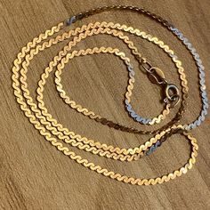 Beautiful 14 K Solid Gold Necklace. Please See Photos. Beautiful Serpentine Pattern. Euc! Looks Perfect! Weight Is 5 G. Gold Serpentine Necklace, Serpentine Necklace, Solid Gold Necklace, Womens Jewelry Necklace, Solid Gold, Gold Necklace, Jewelry Necklaces, Women Jewelry, Necklaces