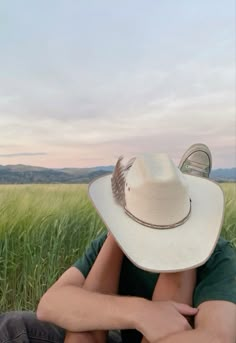 flawless (chestnut springs) by elsie silver Mateo Eden, Miley Stewart Summer, Devney Perry, Miley Stewart, Cowboy Romance, Country Couples, Western Life, Cowgirl Aesthetic, The Love Club